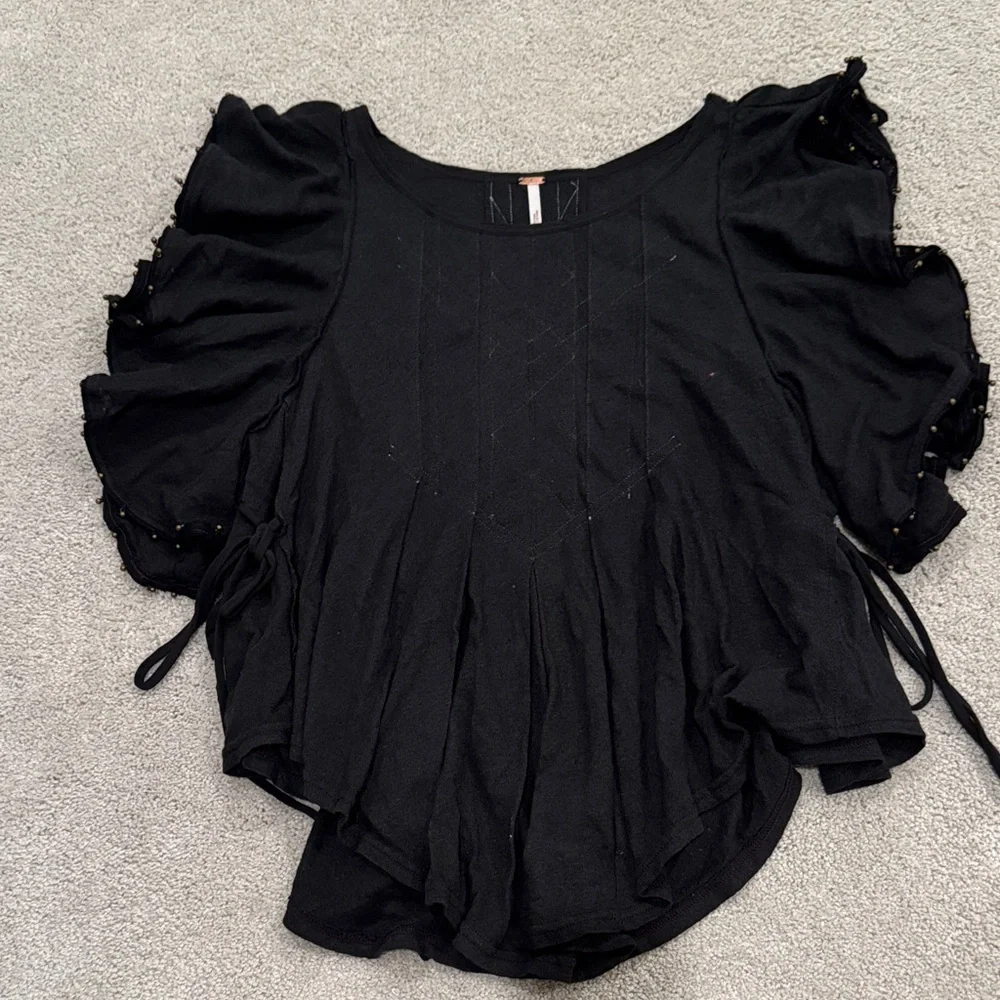 Free People Black Flutter Sleeve Blouse - Picture 1 of 5